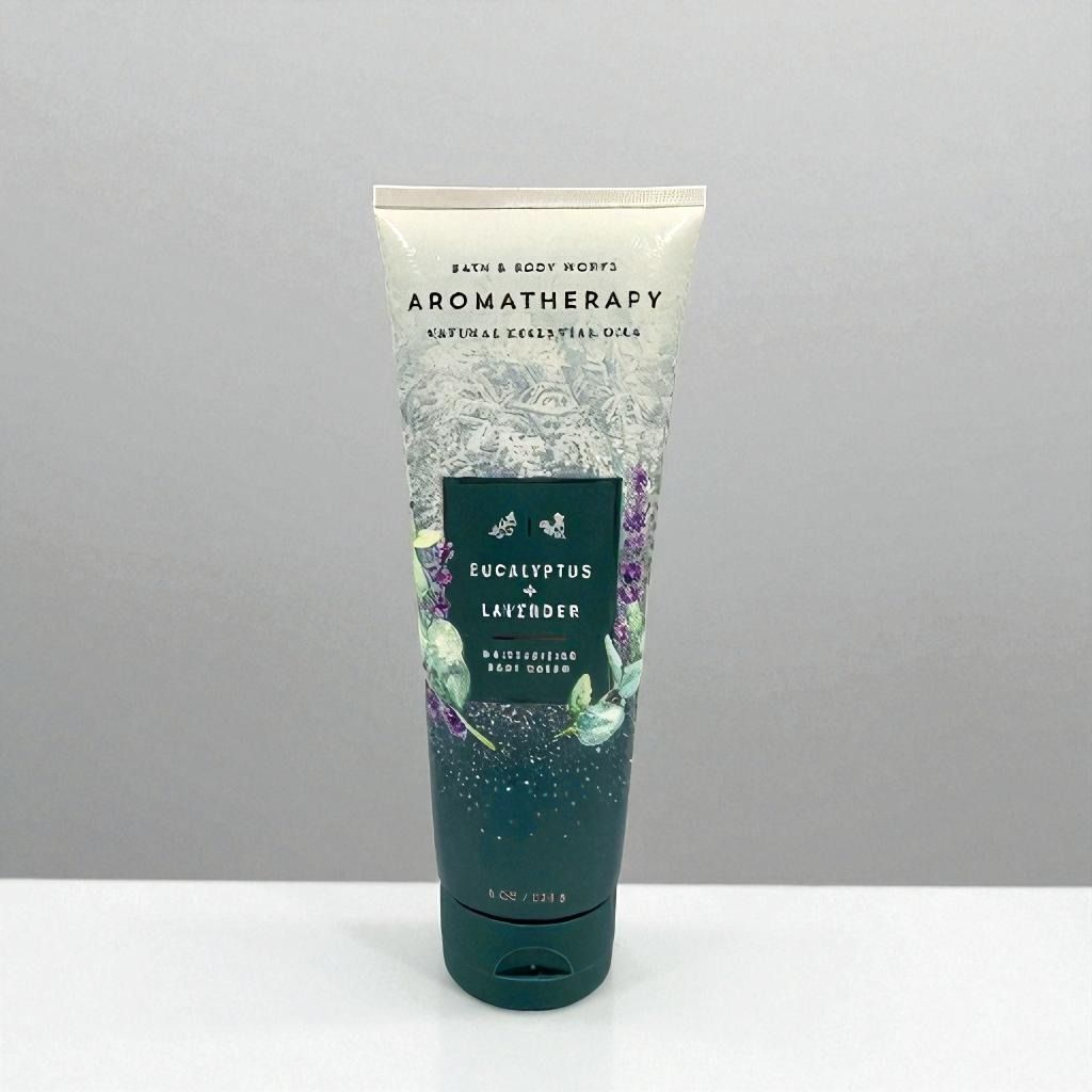 Bath and Body Works Eucalyptus + Lavender Moisturizing Body Cream (Aroma) 8 OZ / 226 G